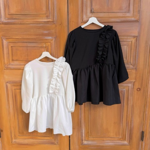 レディース　フリルペプラムプルオーバー(miyo)