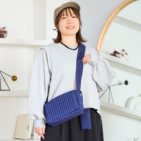 レディース　プルオーバー（おかだゆり）