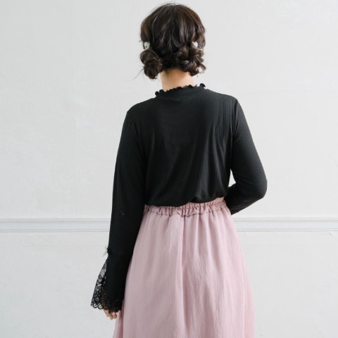 レディース　袖レースプルオーバー(maki)