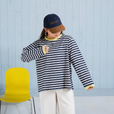 レディース　レイヤード風ボーダープルオーバー（Taiyou）