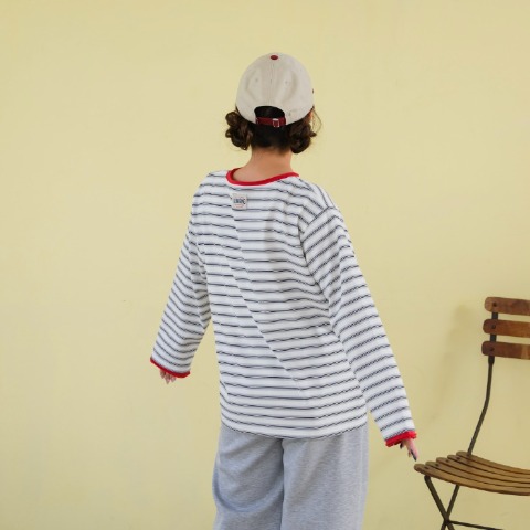 レディース　レイヤード風ボーダープルオーバー（Taiyou）