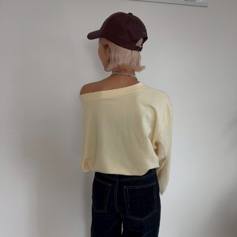 レディース　オーバーサイズボートネックプルオーバー（anna）