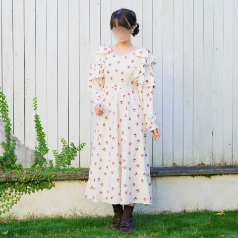 レディース　リボン×チェリープリントワンピース（maki）