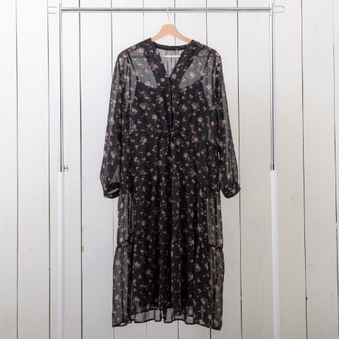 レディース　花柄ワンピース（Hina）