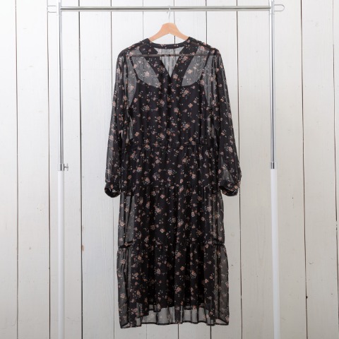 レディース　花柄ワンピース（Hina）