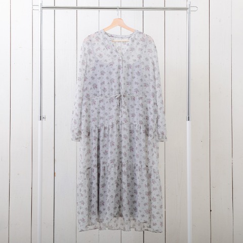 レディース　花柄ワンピース（Hina）