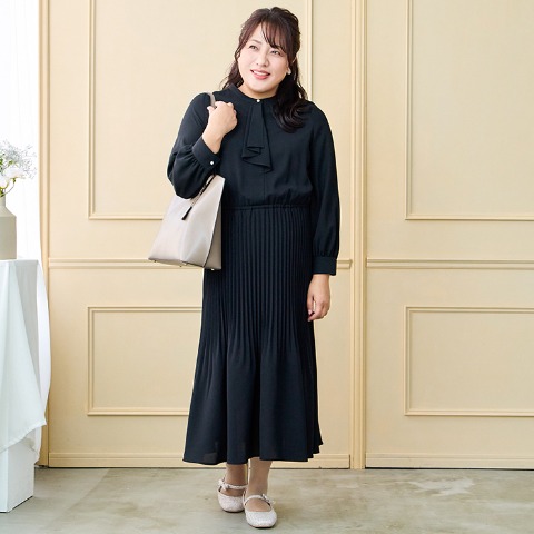 レディース　ワンピース（Hina）