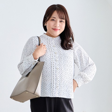 レディース　ピンタックブラウス（Hina）