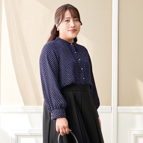 レディース　ピンタックブラウス（Hina）