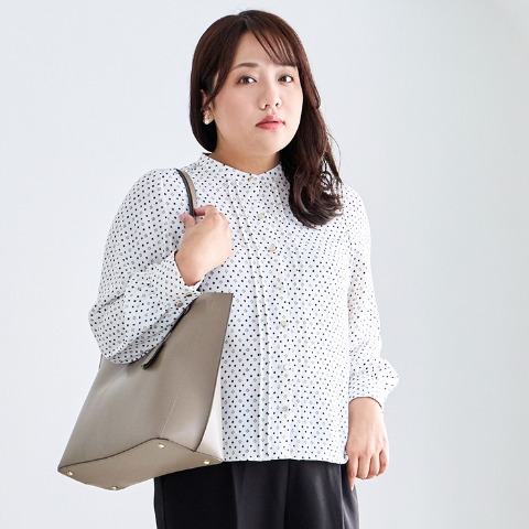 レディース　ピンタックブラウス（Hina）