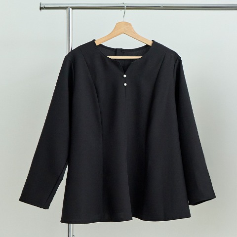 レディース　キーネックフレアブラウス（Runa）