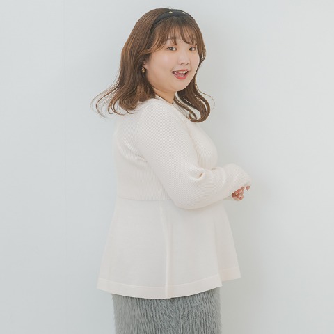 レディース　ペプラムニットプルオーバー（YUKI）