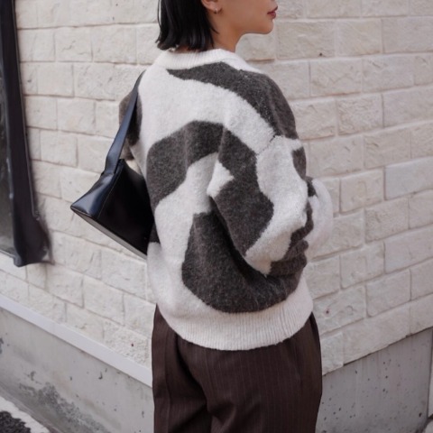 レディース　ニュアンス柄ニットプルオーバー（オクユウカ）