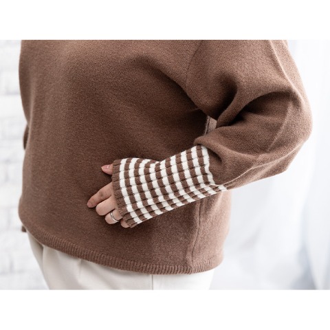 レディース　袖ボーダーニットプルオーバー（けいこ）