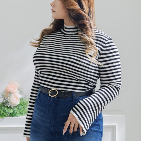 レディース　袖フレアニットプルオーバー（らむちゃん）