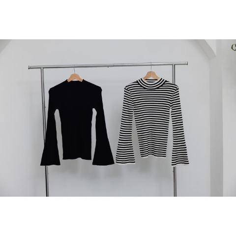 レディース　袖フレアニットプルオーバー（らむちゃん）