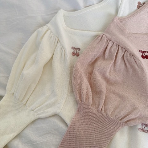 レディース　サクランボ刺繍ニットプルオーバー(maki)