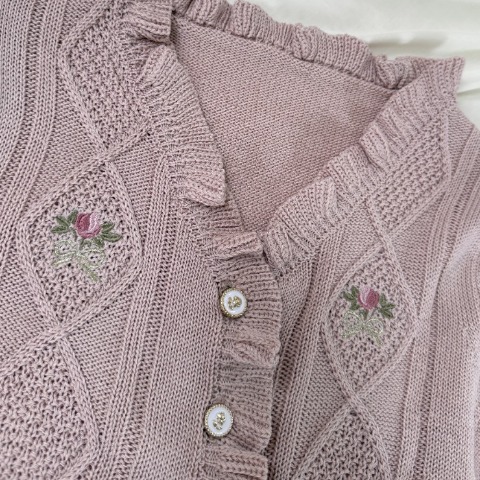 レディース　バラ刺繍ニットカーディガン(愛野えり)