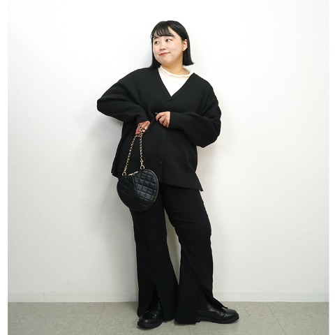 レディース　Vネックニットカーディガン（しまぽちゃ）