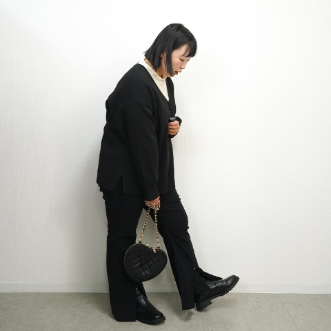 レディース　Vネックニットカーディガン（しまぽちゃ）