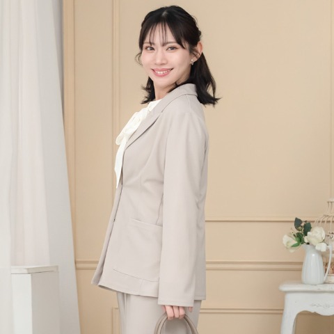 レディース　ジャケット（ななえ）