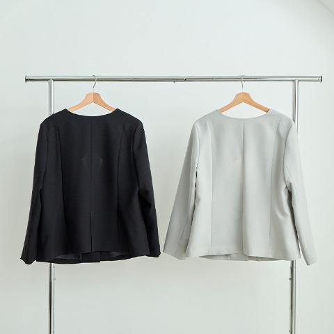 レディース　ノーカラージャケット（Runa）