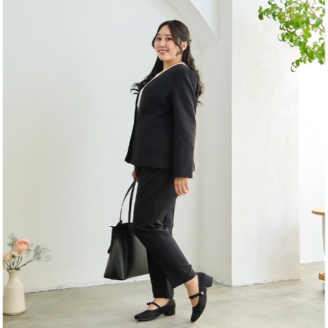 レディース　ノーカラージャケット（Runa）