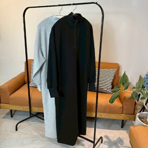 レディース　ハーフジップワンピース（NON）