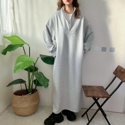 レディース　ハーフジップワンピース（NON）