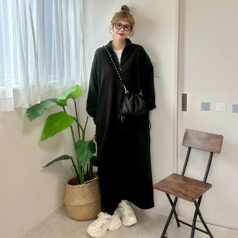 レディース　ハーフジップワンピース（NON）