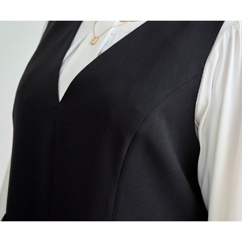 レディース　ジャンパースカート（Runa）