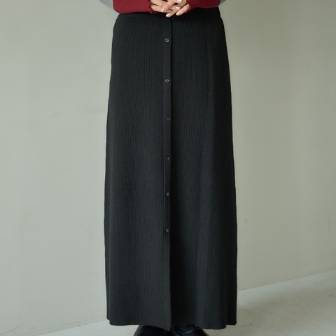 レディース　ニットスカート（田中里奈）
