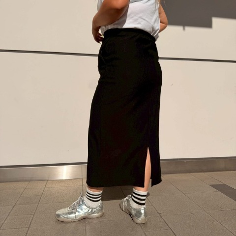 レディース　ナロースカート（ちゃんゆり）