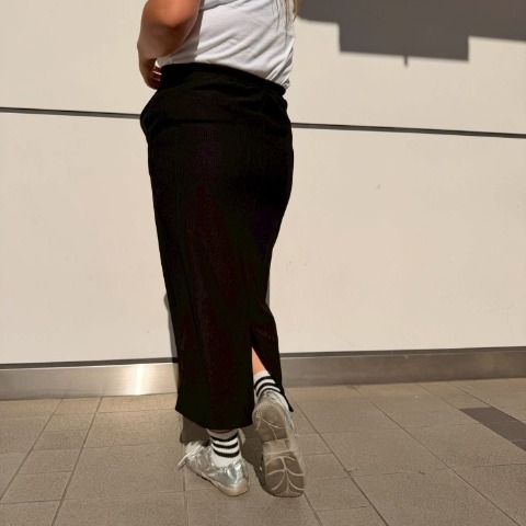 レディース　ナロースカート（ちゃんゆり）