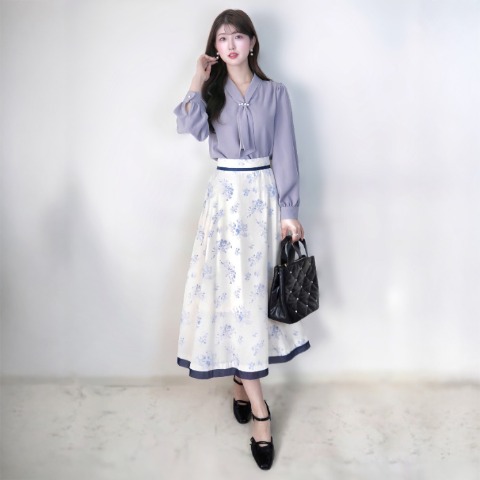 レディース　花柄フレアスカート（門脇伶奈）