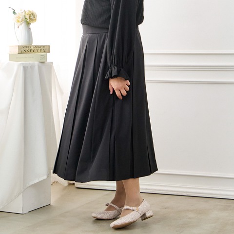 レディース　プリーツスカート（Hina）