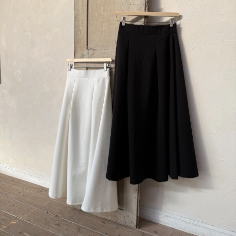 レディース　タックフレアスカート(miyo)