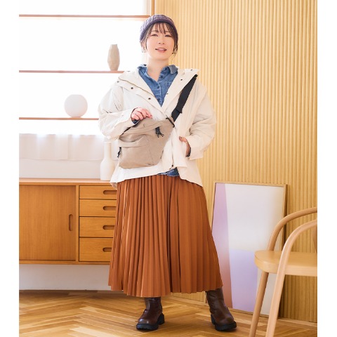 レディース　プリーツスカート（おかだゆり）