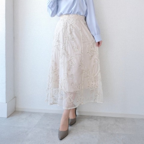 レディース　刺しゅうチュールスカート（Yuiko）