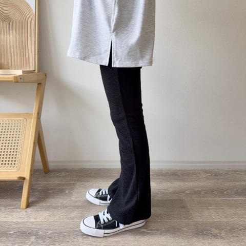 レディース　レギンスパンツ(MAYO）