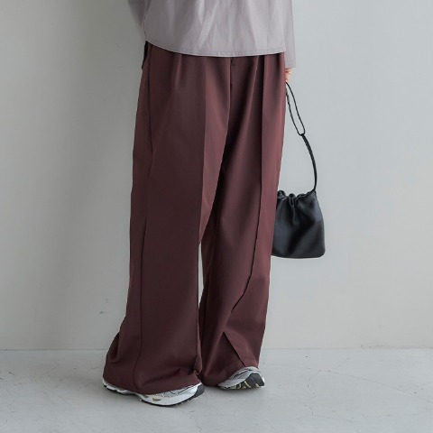 レディース　ワイドパンツ（田中里奈）