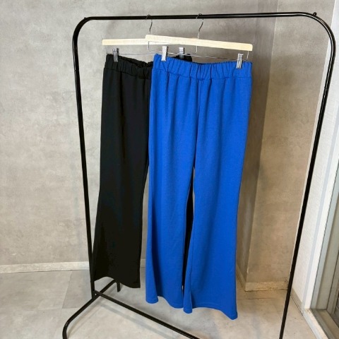 レディース　リブフレアレギンスパンツ（NON）