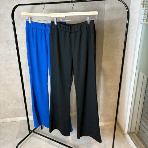 レディース　リブフレアレギンスパンツ（NON）