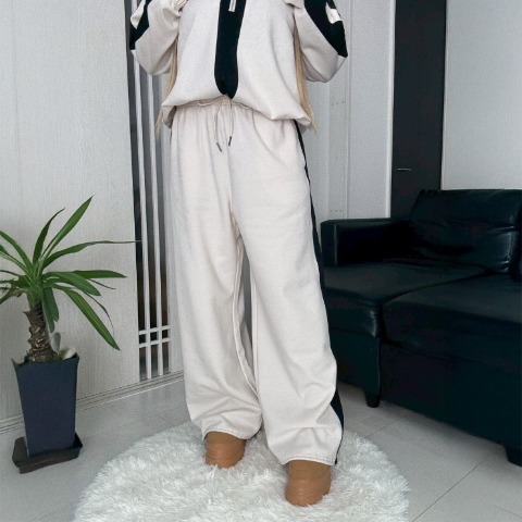 レディース　サイドラインパンツ（メリー）