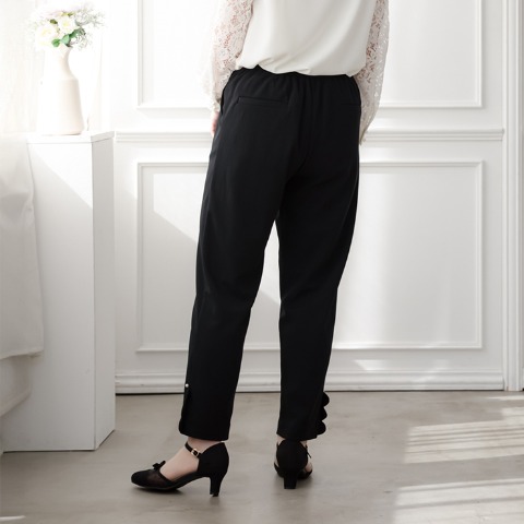 レディース　パンツ（ななえ）