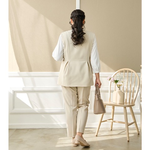 レディース　テーパードパンツ（Runa）