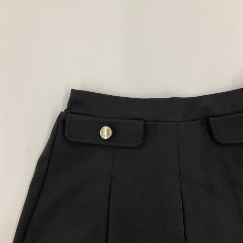 レディース　フラップデザインプリーツミニスカート（きゅるりんってしてみて）