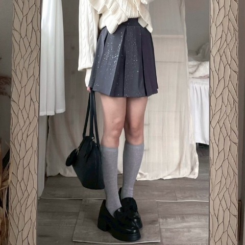 レディース　ラメプリーツミニスカート（ERIKA）