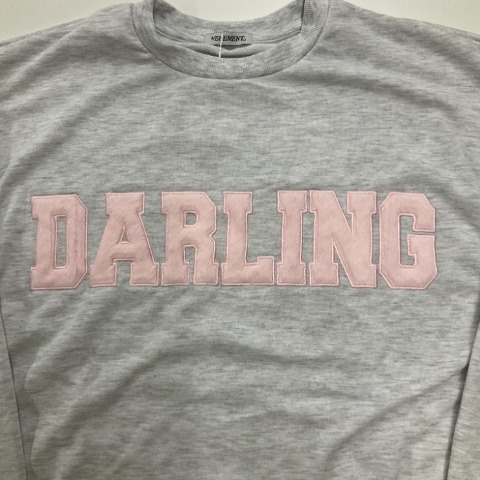 レディース　ファーロゴチュニックプルオーバー（きゅるりんてしてみて）