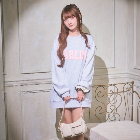 レディース　ファーロゴチュニックプルオーバー（きゅるりんてしてみて）